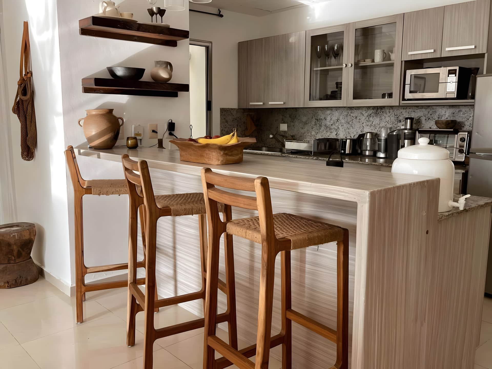 •Chic vibes apartment • Marina front • Pet friendly • Fully furnished